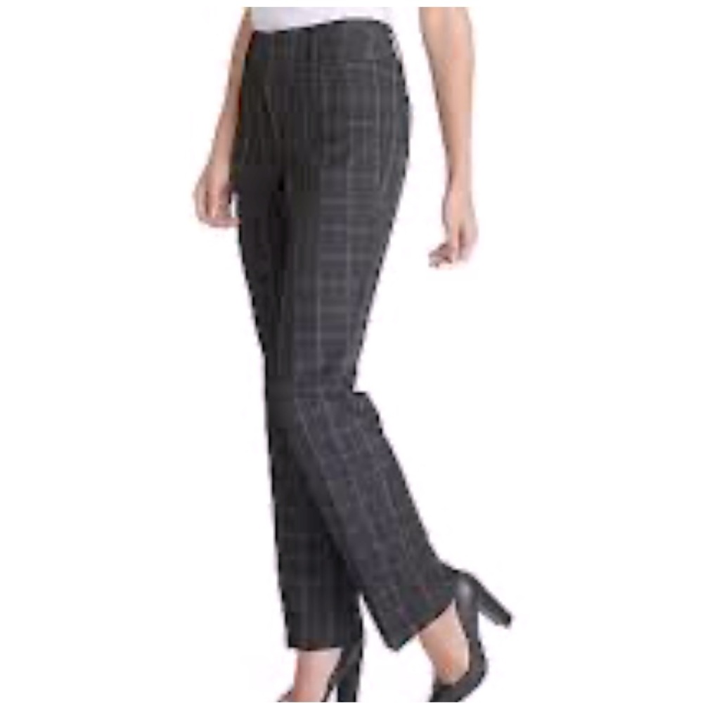 MAURICES High Rise Black Plaid 5 Button Fly Stretchy Ankle Pants NWOT
